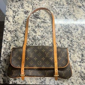Louis Vuitton shoulder bag